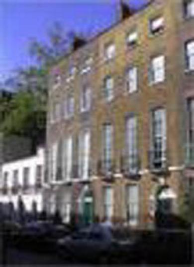 Pensión Fitzroy/cosmo 2*